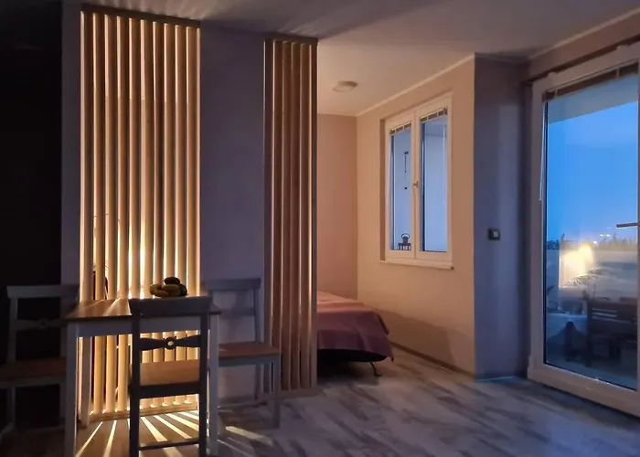 Lacroma Apartment